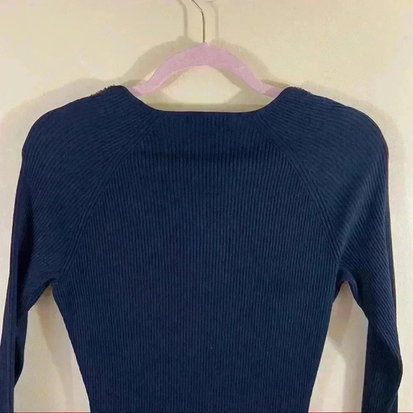 DOLCE CABO Boho Tribal Fitted Rib Beaded Long Sleeve V-Neck Cropped Sweater(4/6) - Picture 8 of 8